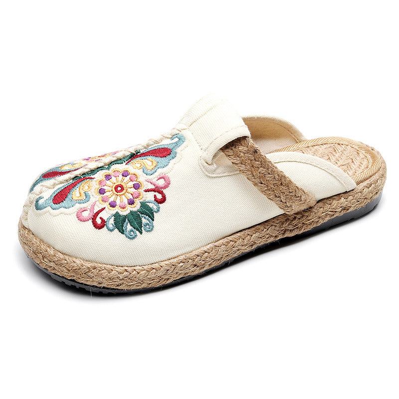 Carlota | Blumenförmige Orthopädische Clogs